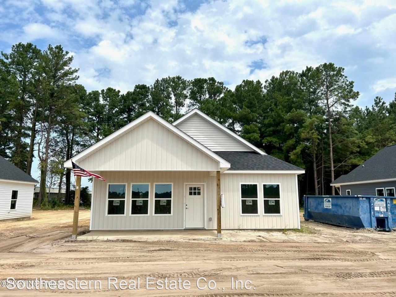 freastern 818 W Bridgers St, Burgaw, NC 28425 - 3 Bedroom Apartment for Rent |  PadMapper