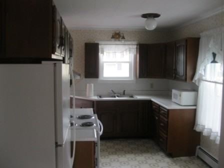 48 Western Ave #A - Photo 3 of 8