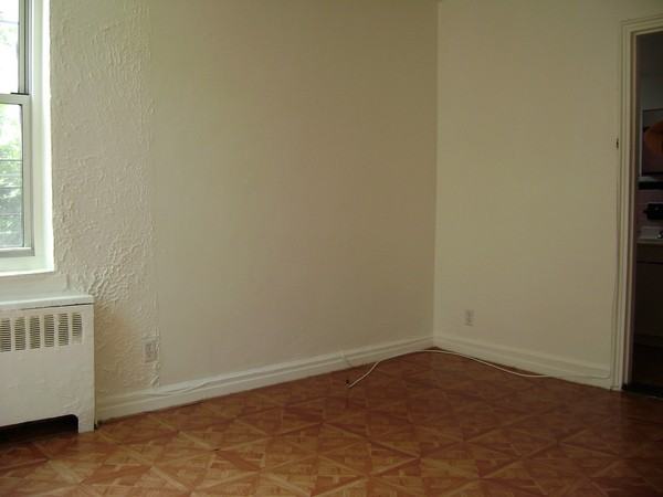 136-05 222nd St 9A - Photo 3 of 7