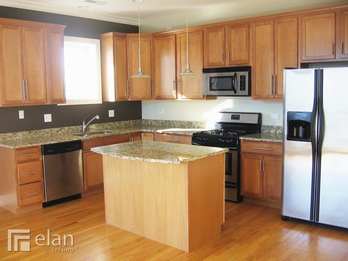 42 N Broadway Ave - Photo 2 of 8