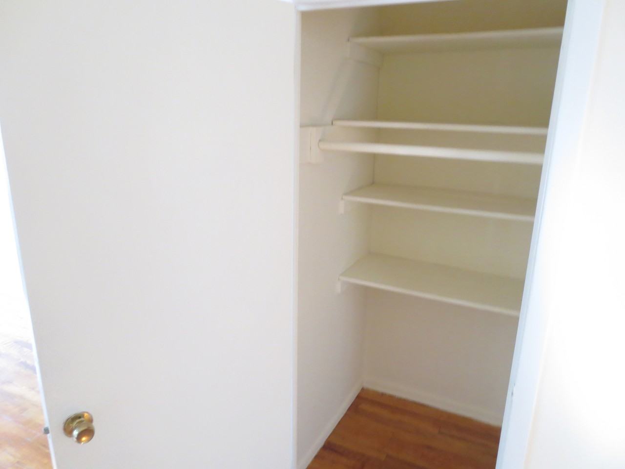 3211 Grand Concourse - Photo 3 of 4