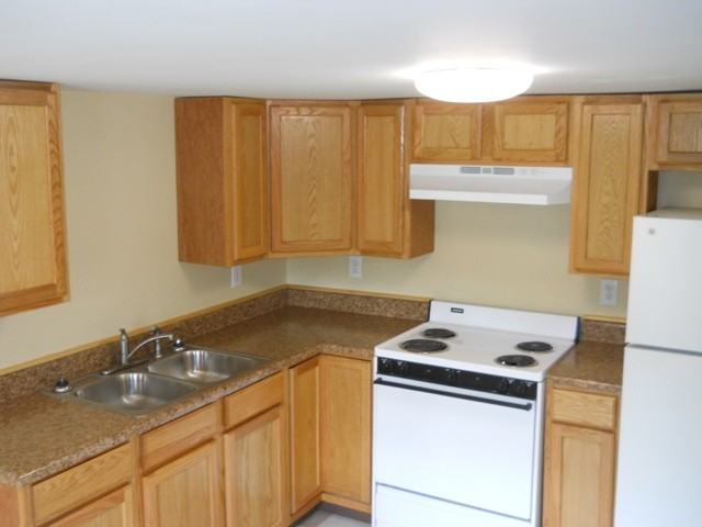 17 Elm St - Photo 2 of 11