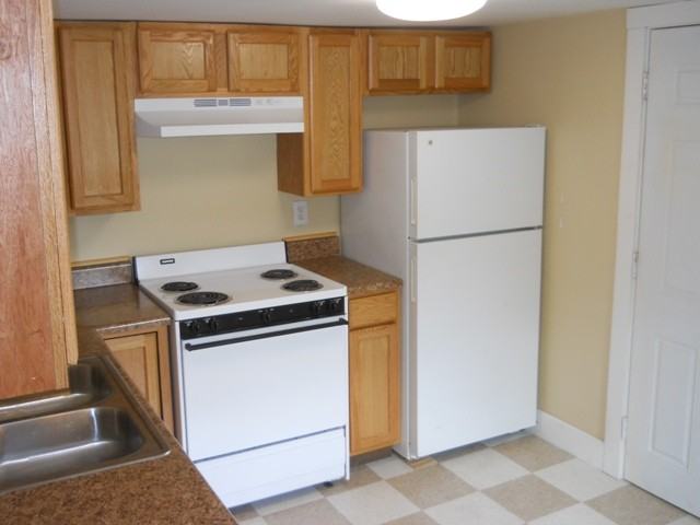 17 Elm St - Photo 3 of 11