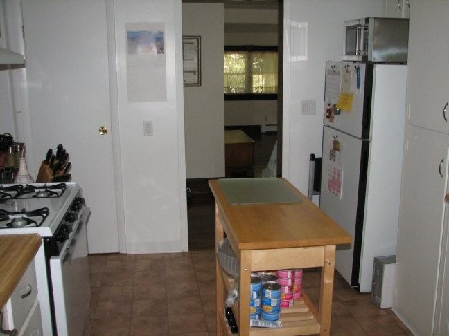 482 Kinderkamack Rd - Photo 2 of 5