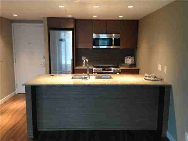 135 E 17th Ave - Photo 3 of 6