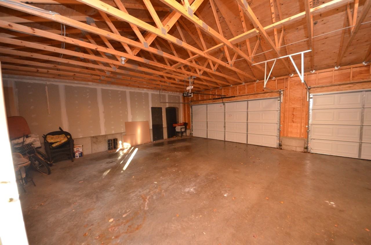 1430 Dolman St - Photo 3 of 29