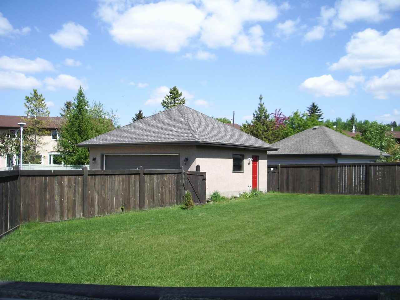 8804 100 Ave NW - Photo 2 of 11