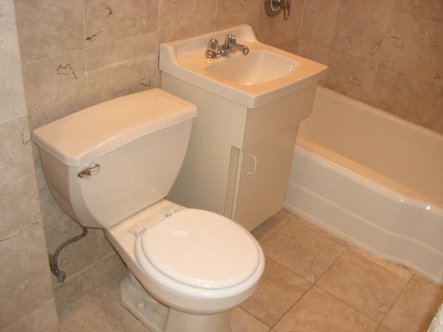 213 6th Ave - Photo 3 of 3