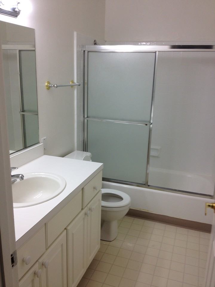 808 Comet Dr #112 - Photo 3 of 6