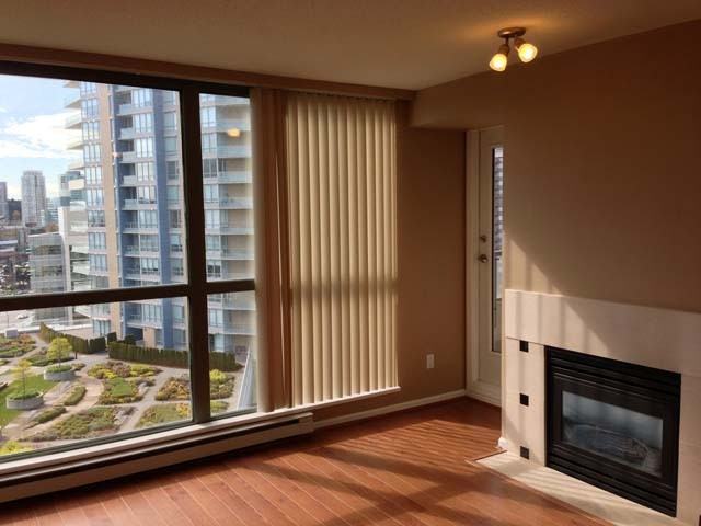 4888 Hazel - Photo 3 of 10