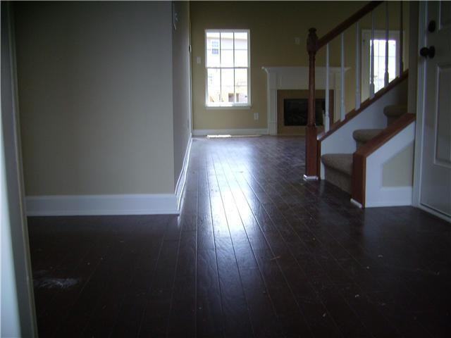 808 Daybreak Dr - Photo 3 of 8