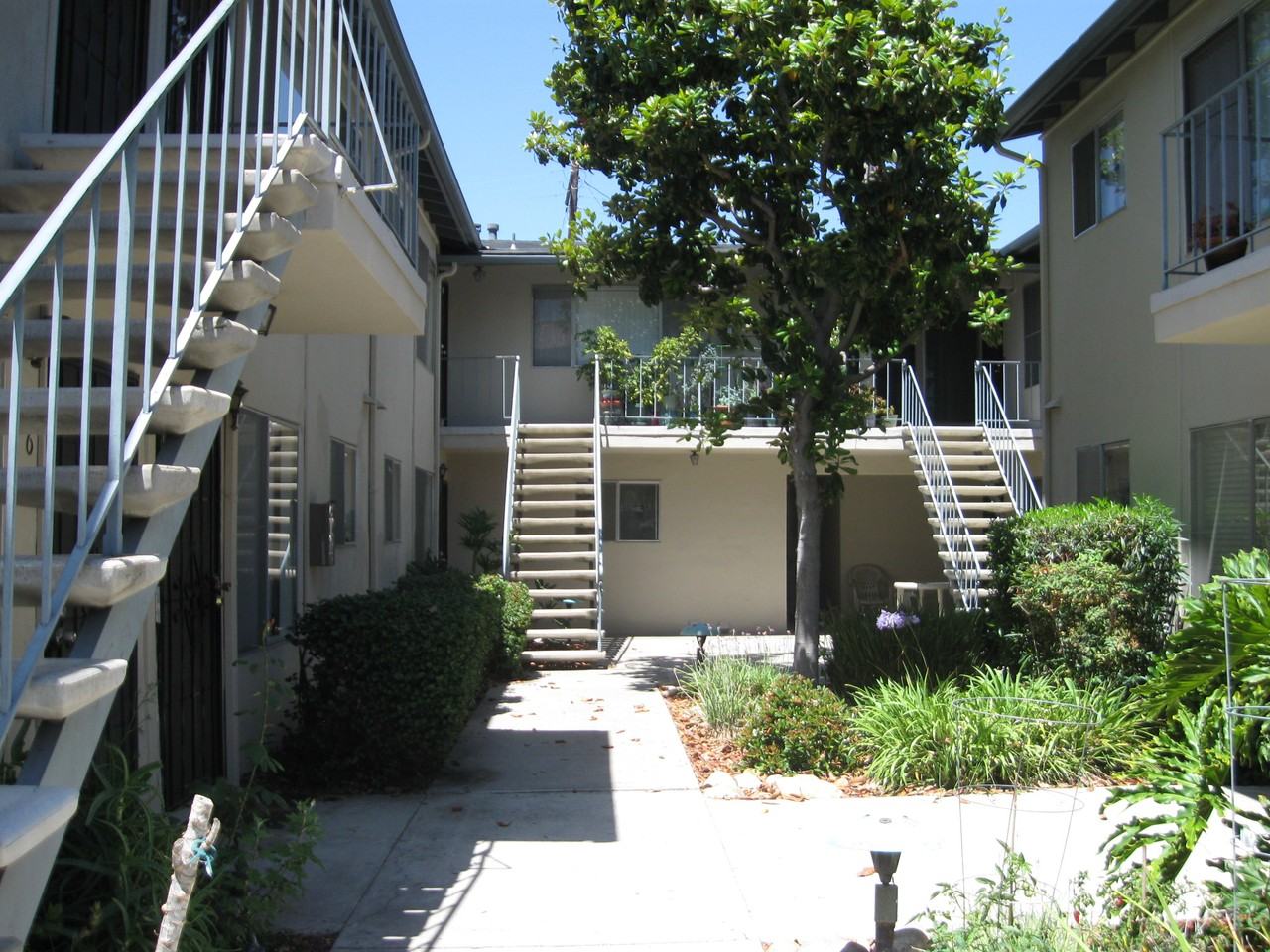 4236 34th St - Photo 2 of 7