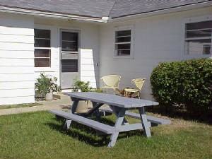 403 E Weller St - Photo 2 of 8
