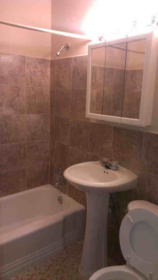 3437 Elliot Ave S #1 - Photo 3 of 3