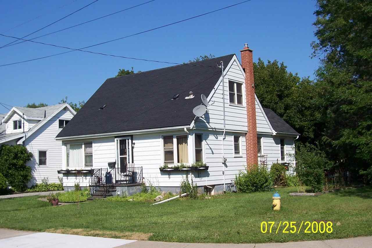 15 Olive St - Photo 2 of 20