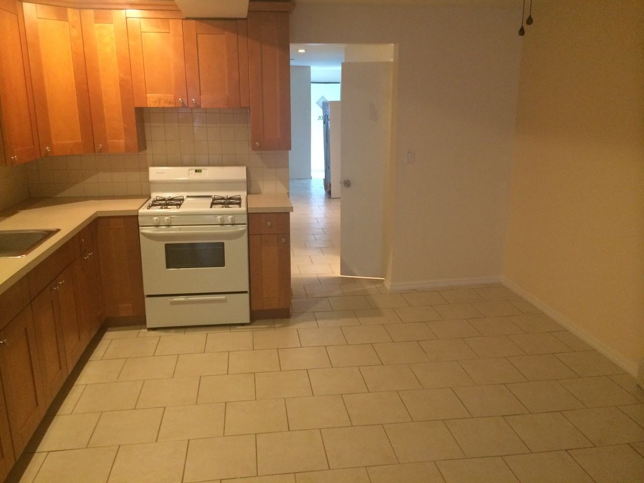 2018 Mill Ave GL - Photo 2 of 9