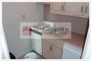 310 E 55th St 4B - Photo 3 of 4