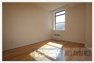 299 E 20th St - Photo 2 of 4