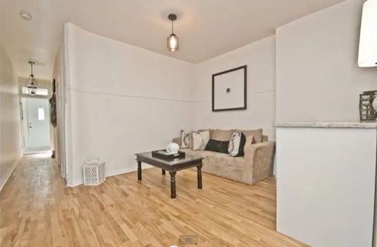 8645 Avenue de Gaspé - Photo 3 of 8