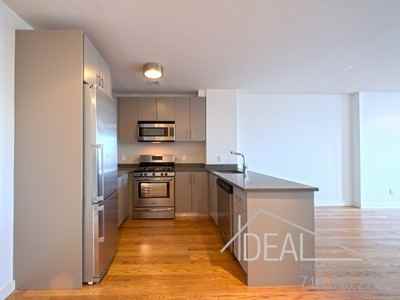 70 Grand Ave - Photo 2 of 8