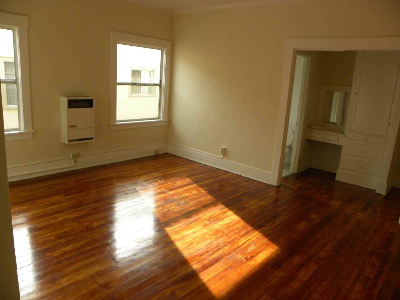 434 S Rampart Blvd #207 - Photo 2 of 4