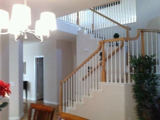 423 Leghorn Ave - Photo 2 of 9