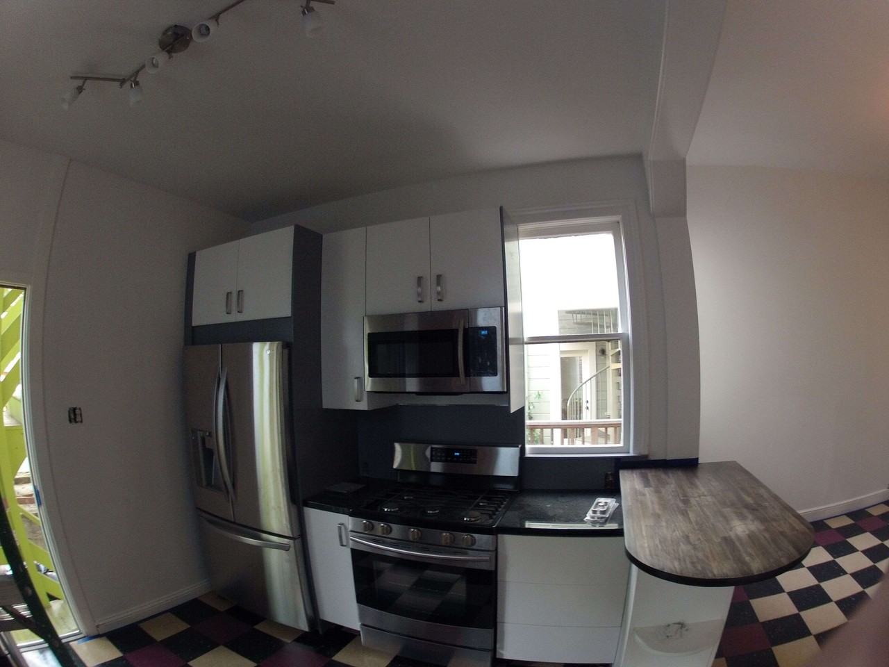 1320 Fulton St - Photo 2 of 6