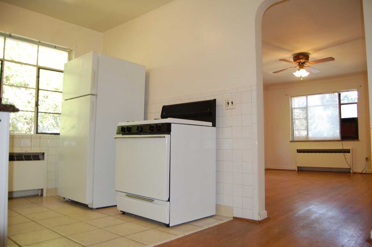 3315 Nash Ave #1 - Photo 3 of 6