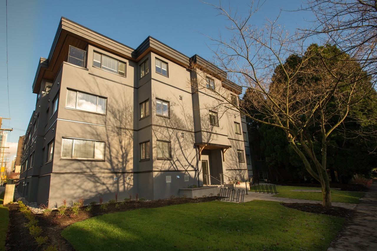 1075 Burnaby St #105