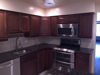 252 W 33rd St #1 - Photo 3 of 7