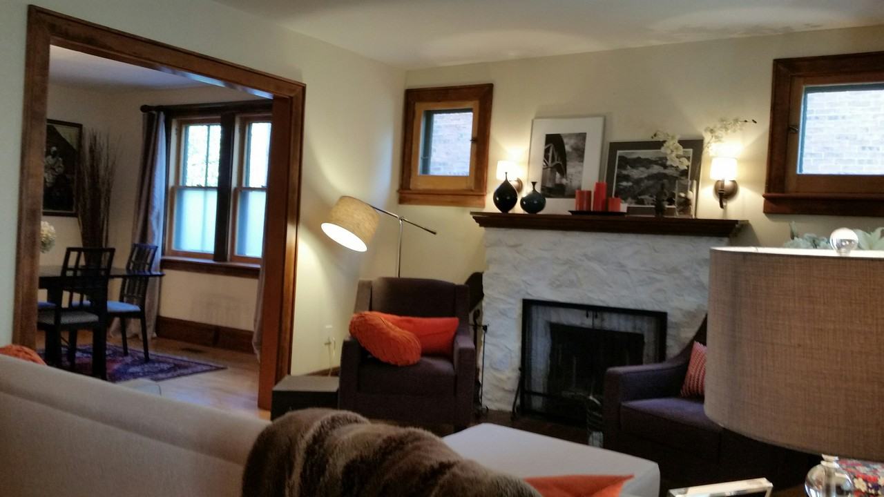 458 Brock St - Photo 2 of 7