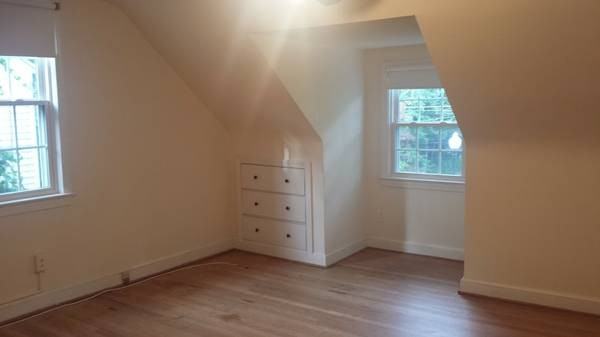 1322 N Wakefield St - Photo 3 of 7