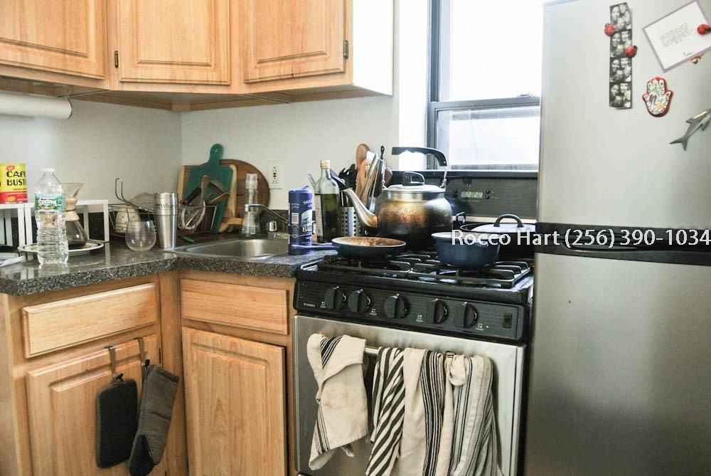 174 E 3rd St #19 - Photo 2 of 5