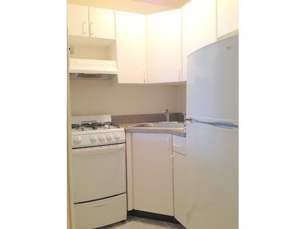 130 E 83rd St - Photo 3 of 3