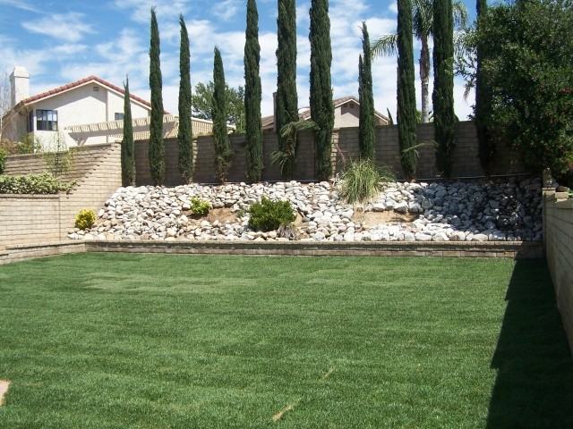 25480 Sheffield Ln - Photo 2 of 9