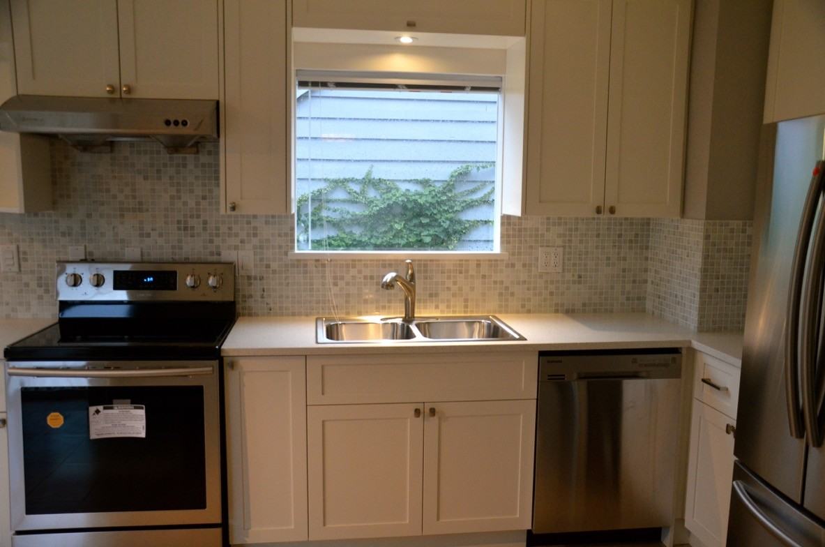 4309 Locarno Crescent - Photo 2 of 18