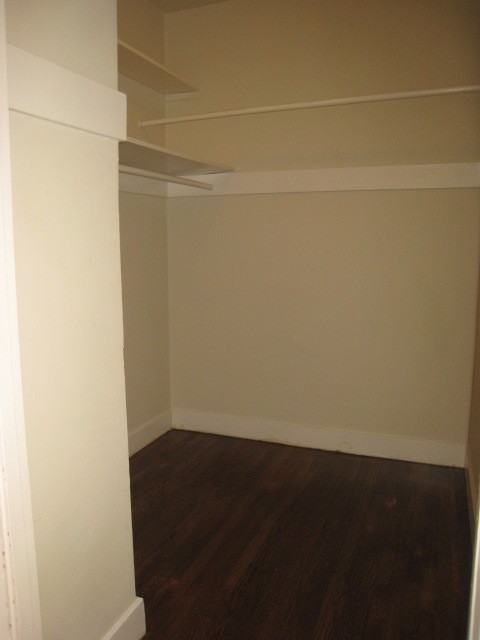 1260 Broadway St - Photo 3 of 10