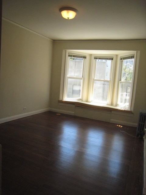 1260 Broadway St - Photo 2 of 10