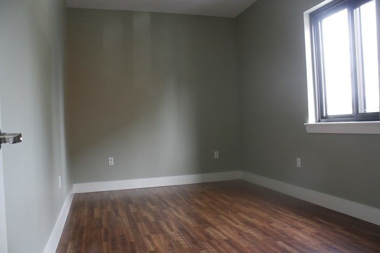 112 Emerson Dr - Photo 3 of 6