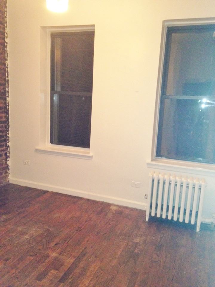 211 9 - Photo 3 of 5