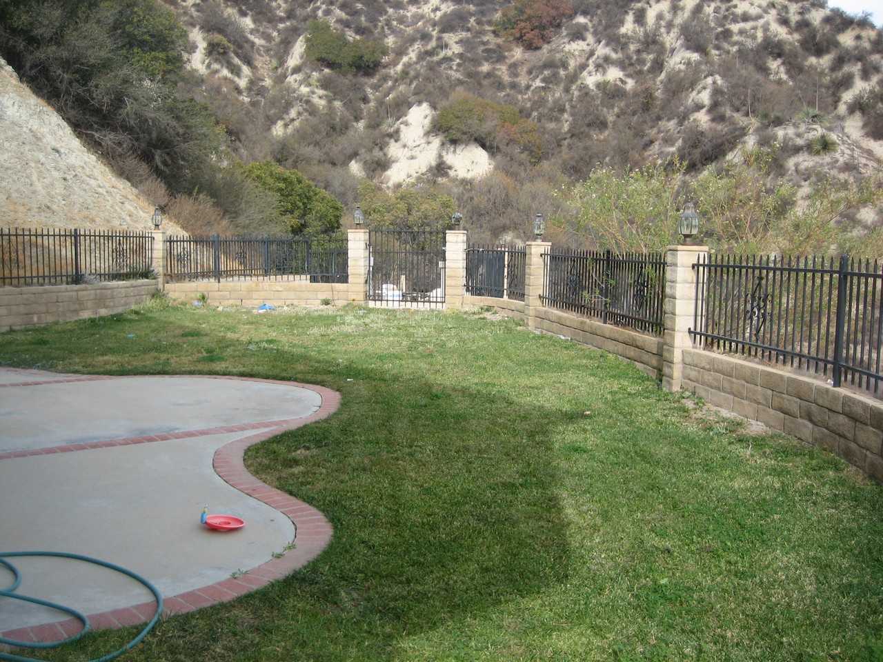 27865 Meadowgrass Dr - Photo 3 of 4