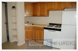 2290 2nd Ave - Photo 3 of 4