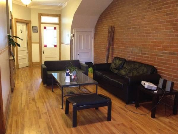 4291 Rue Berri - Photo 2 of 5