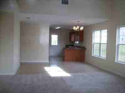 1016 Betty Lou Ln - Photo 2 of 7