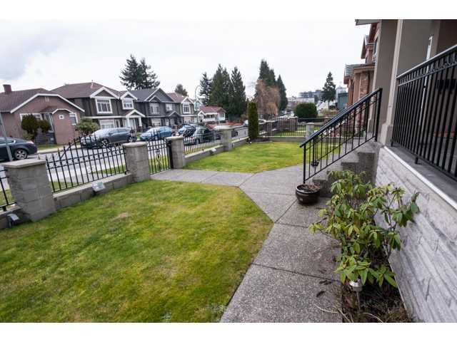 3718 Sunset St - Photo 2 of 20