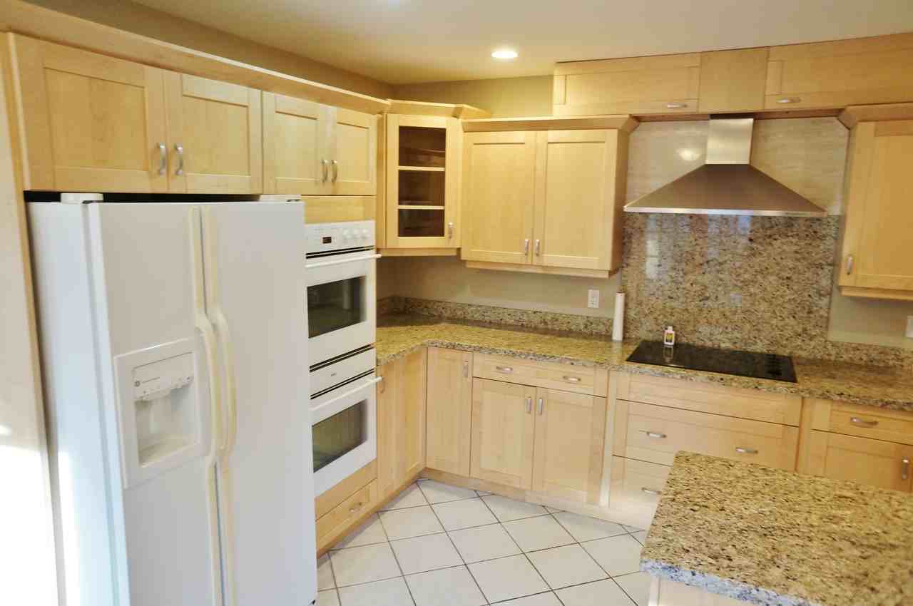 1280 Braeside St - Photo 2 of 8