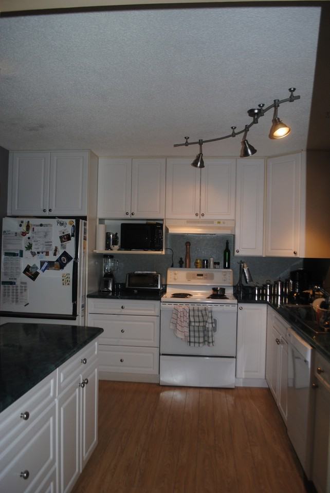 2573 James Island Rd - Photo 3 of 6