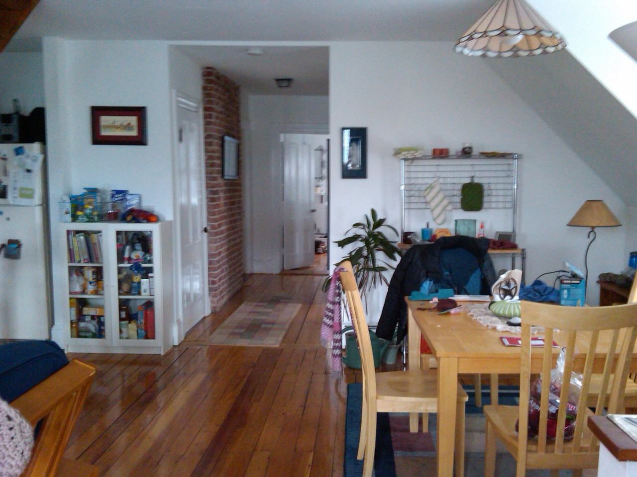 154 Prospect St - Photo 2 of 4