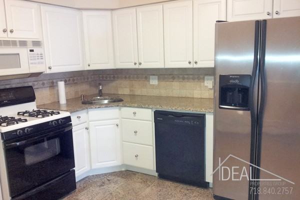 121 4th Pl - Photo 2 of 6