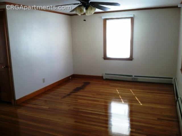 34 Presley St - Photo 3 of 8